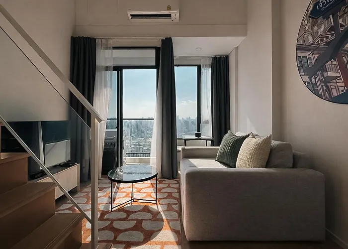 High-ceiling Loft Rama 9 Design Bangkok